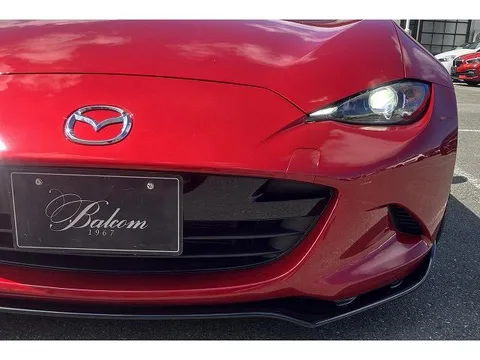 Mazda MX-5 (Roadster)