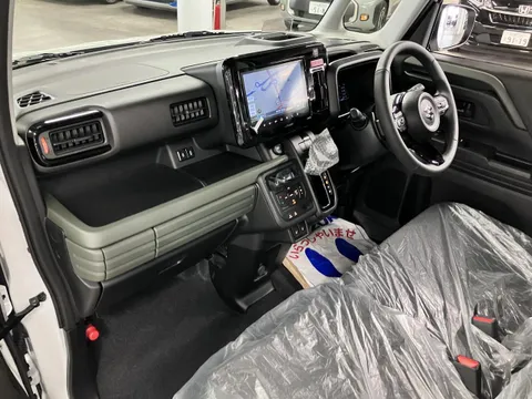 Suzuki Spacia Gear