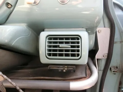 Nissan Pao