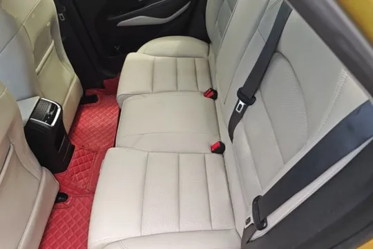 Geely Binray