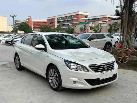 Peugeot 408