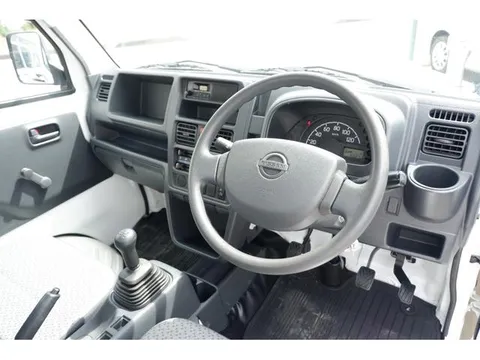 Nissan Clipper Truck