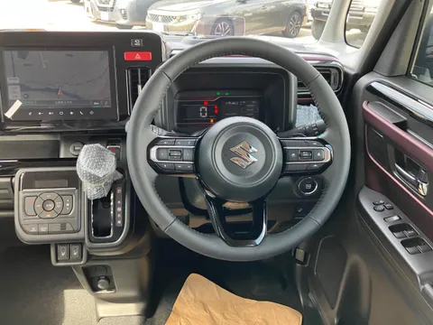 Suzuki Spacia Custom