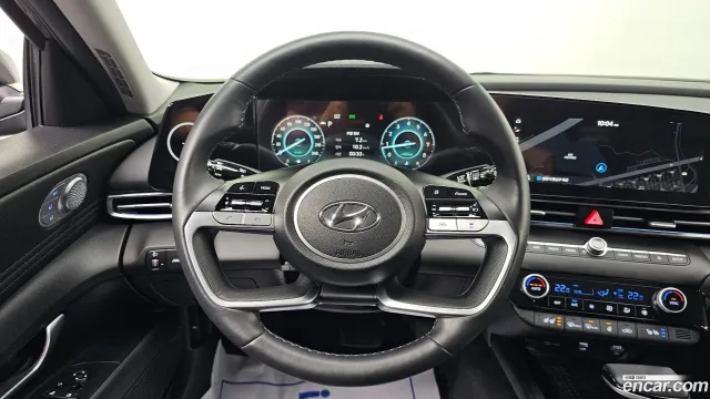 Hyundai Elantra (Avante)