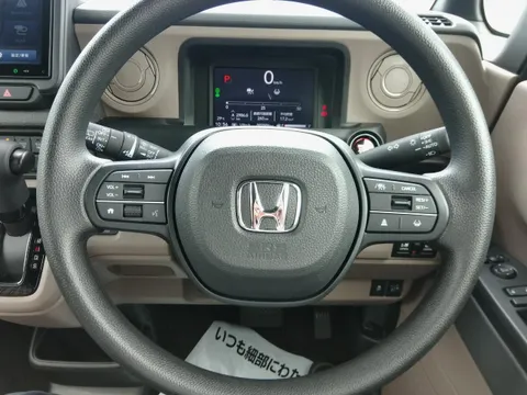 Honda N-BOX Joy