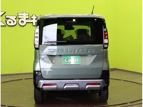 Mitsubishi Delica Mini