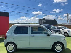 Daihatsu Mira Tocot