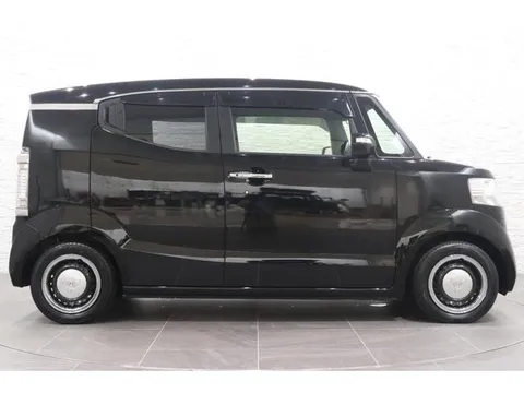 Honda N-BOX Slash
