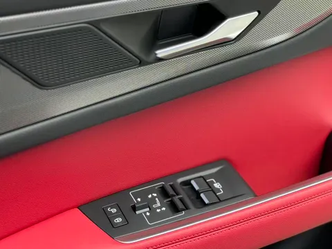 Jaguar XEL