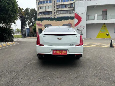 Cadillac XTS