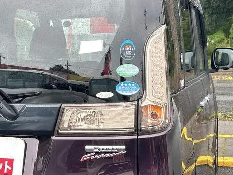 Suzuki Spacia Custom