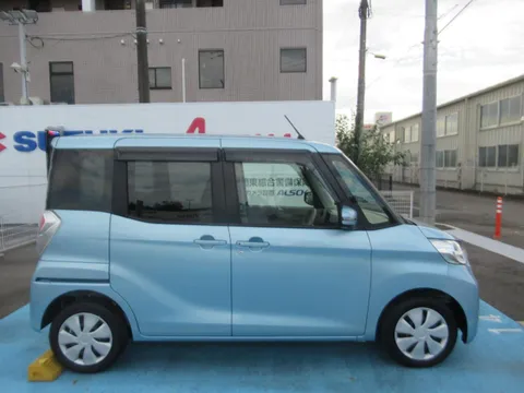Mitsubishi eK Space