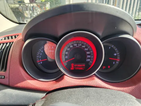 Kia Cerato (Forte)