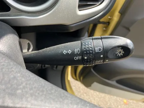 Subaru R1