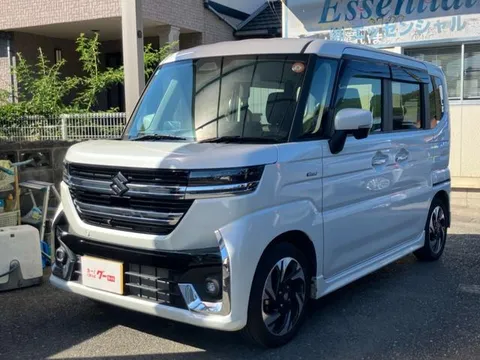 Suzuki Spacia Custom
