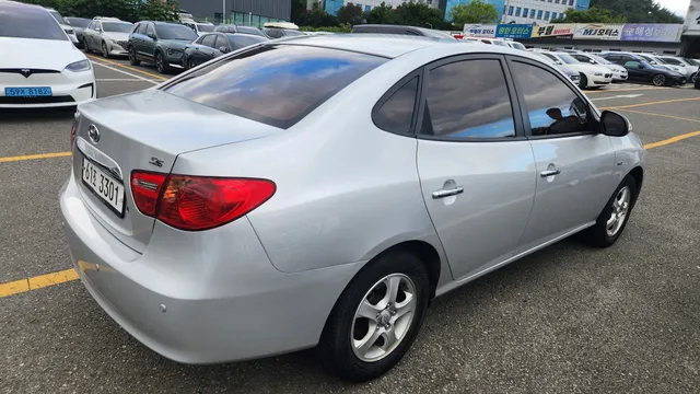 Hyundai Elantra (Avante)