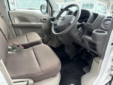 Nissan Clipper
