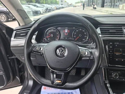 Volkswagen Phideon