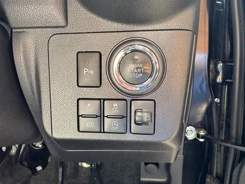 Daihatsu Mira Tocot