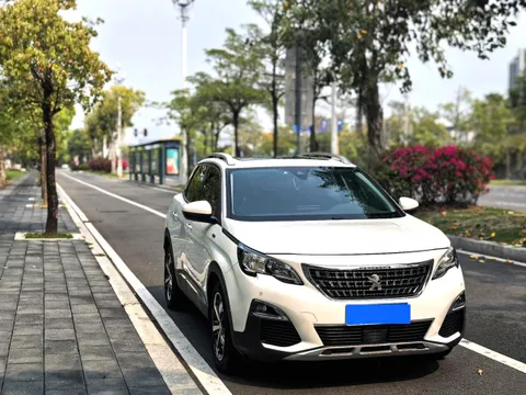 Peugeot 4008