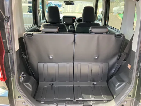 Suzuki Spacia Gear