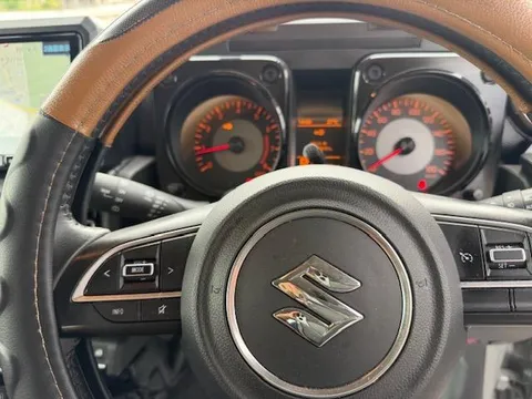 Suzuki Jimny Sierra