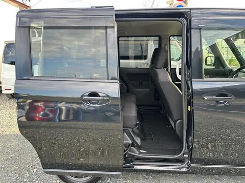 Suzuki Spacia Custom Z