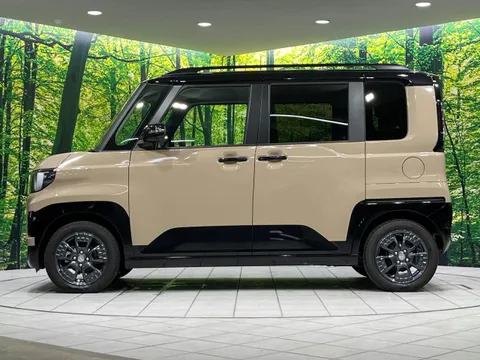 Mitsubishi Delica Mini
