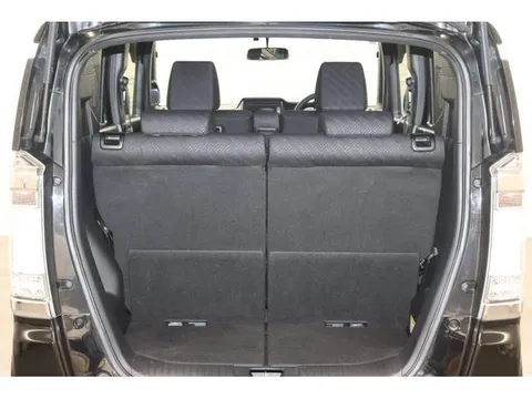 Honda N-BOX Slash