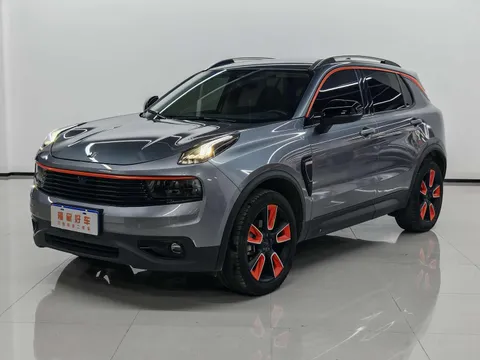 Lynk & Co 01