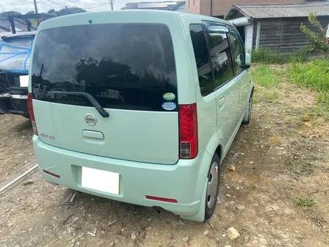 Nissan Otti