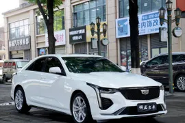 Cadillac CT4