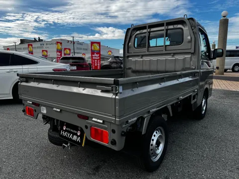 Nissan Clipper Truck