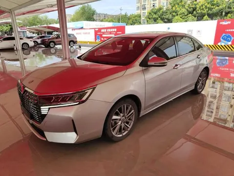 Venucia D60