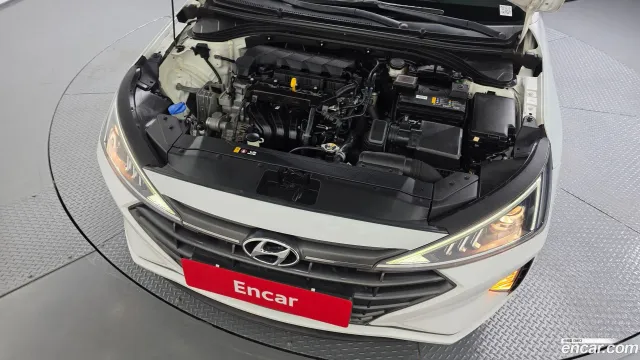 Hyundai Elantra (Avante)