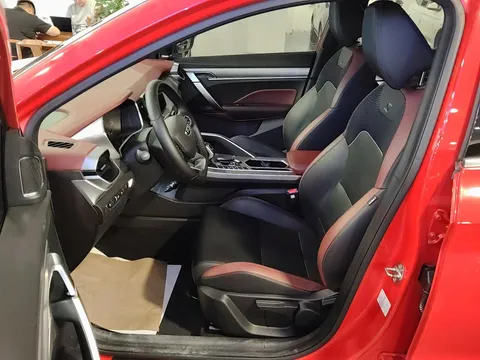 Geely Coolray (Binyue)