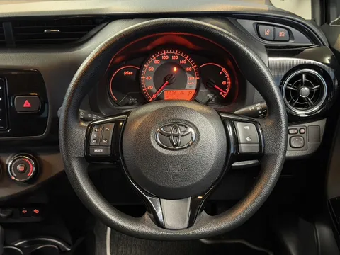 Toyota Yaris (Vitz)