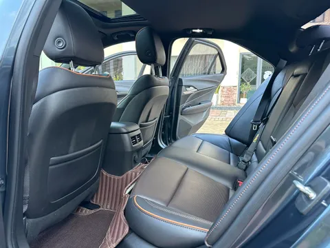 Cadillac CT4