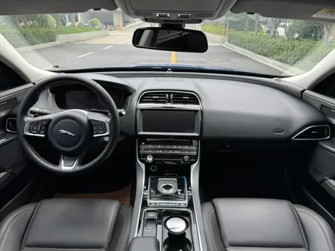 Jaguar XEL