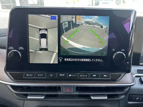 Nissan Note Aura