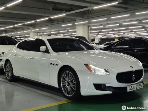 Maserati Quattroporte