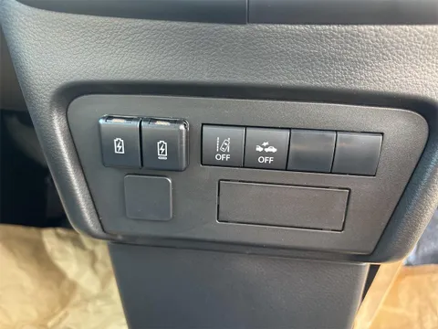 Nissan Clipper Van