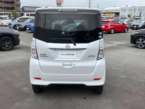 Nissan Dayz Roox