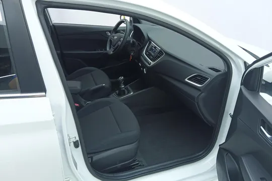 Hyundai Verna