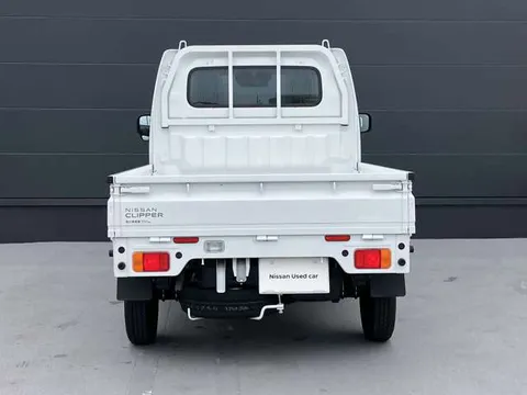 Nissan Clipper Truck