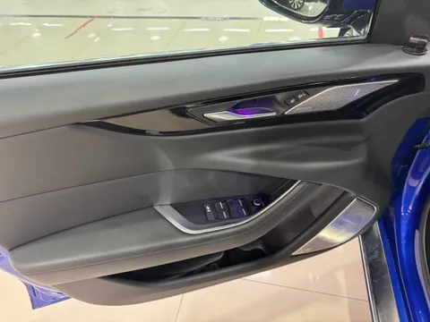 Jaguar XEL