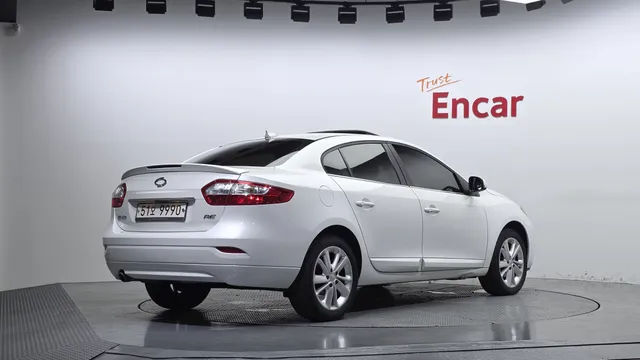 Renault SM3