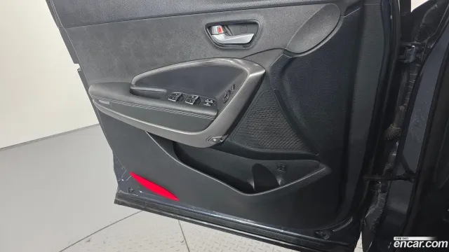 Hyundai Grand Santa Fe (Maxcruz)