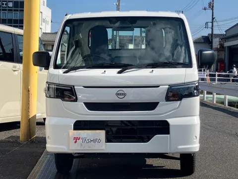 Nissan Clipper Truck