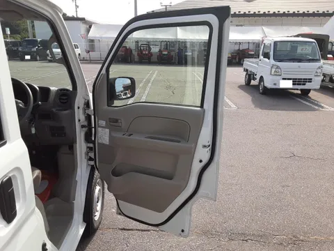 Nissan Clipper